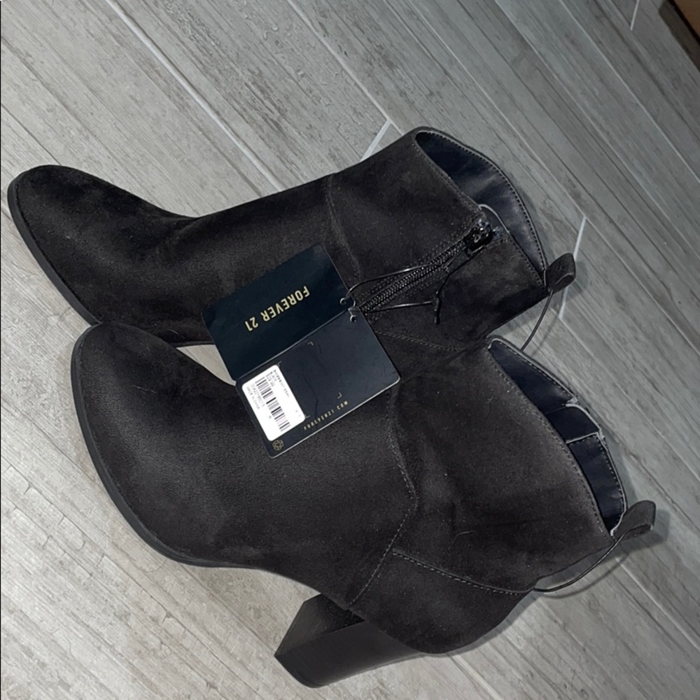Ankle boots/ Booties